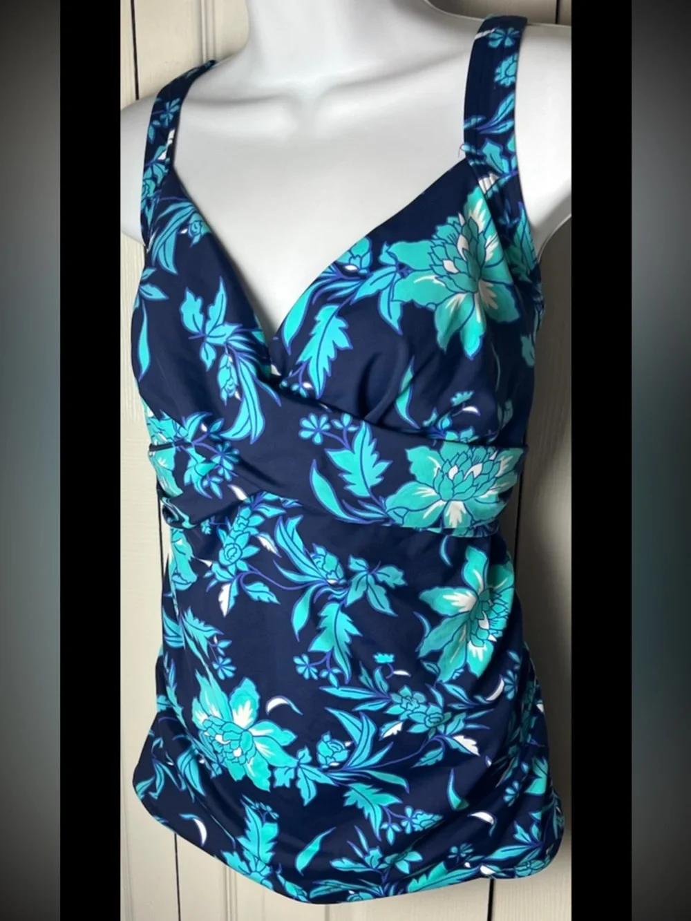 LANDS END Bathing Suit Tankini Briefs V Neckline Floral Blue Turquoise Underwire